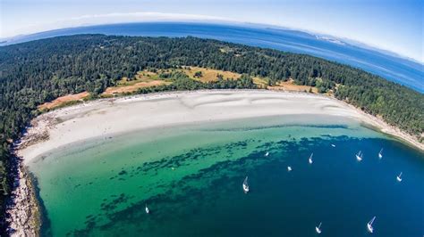 【4K】Tribune Bay Beach, Hornby Island, BC, Canada. July 25, 2020. - YouTube