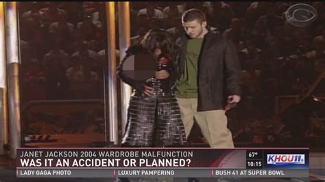 Wardrobe malfunction or publicity stunt: Janet Jackson in Super Bowl 38 ...