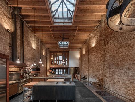 A set designer’s warehouse studio is for sale in Manhattan - The Spaces