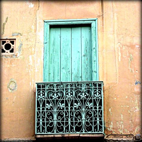 Balcon avec fleurs en fer forgé | MARIE BOUSQUET | Flickr