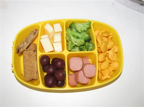 Building Rainbows: Toddler Lunch Ideas