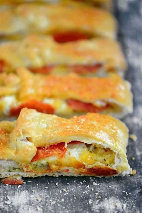 Easy Pepperoni Stromboli Recipe - The Gunny Sack