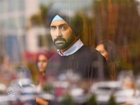 First look of Manmarziyaan starring Abhishek Bachchan, Vicky Kaushal and Taapsee Pannu - Filmibeat