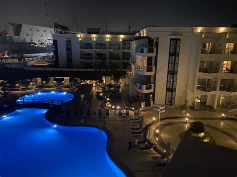 Steigenberger Pyramids Cairo Pool Pictures & Reviews - Tripadvisor