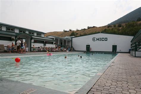 Chico Hot Springs Resort & Day Spa Pet Policy