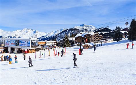 Luxury Ski Chalets Courchevel 1850, France - Firefly CollectionFirefly ...