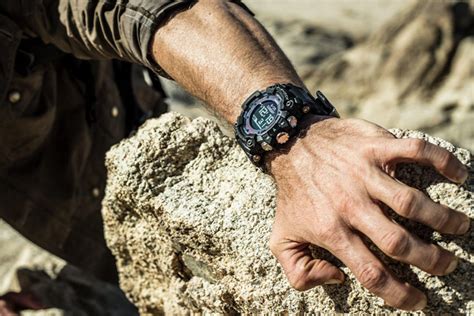 Adorn Your Wrists with These 7 Best Solar Powered Watches In 2021