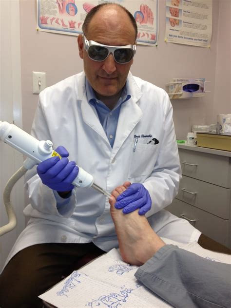 Toenail Fungus Treatments - Podiatrist Near Me