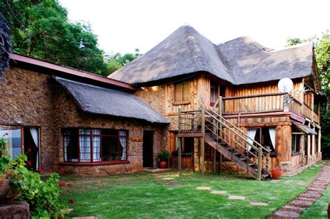 Hartbeespoortdam Lodge - Hartbeespoort Dam Lodge, where you book in as guests and leave as ...