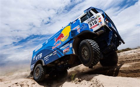 King of the trucks, Russia's KAMAZ #506 wins the 2014 Dakar! - The Fast Lane Truck