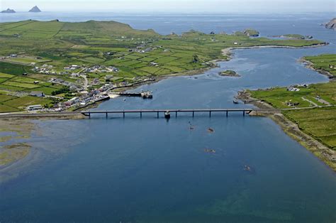 Valentia Swing Bridge in Portmagee, Valentia Island, County Kerry ...