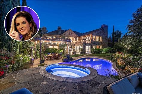 Lisa Marie Presley's California Mansion Is Spectacular [Pictures]