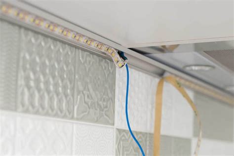 How To Install LED Strip Lights On Ceiling? - uooz.com