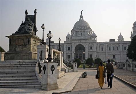 Places to visit in Kolkata. Discover India, from flower markets and Jain temples… Female Art ...