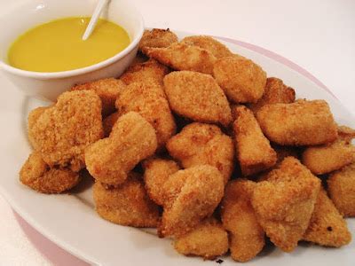 a dash of flavour: Honey Dipped Crunchy Chicken Nuggets