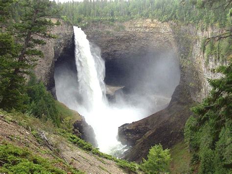 Helmcken Falls