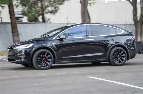 2016 Tesla Model X: 15 Things to Know About the EV CUV