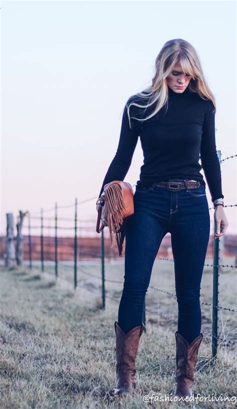 Outfits with cowgirl boots and jeans on Stylevore