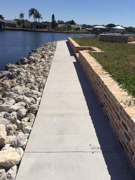 Riprap Installation in Apollo Beach and Tampa