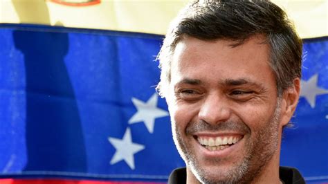 Leopoldo López taunts Maduro after court orders arrest | Buenos Aires Times