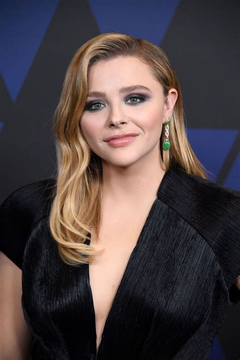 Chloe Grace Moretz – 2018 Governors Awards • CelebMafia