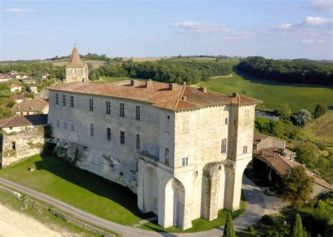 Castle of Lavardens - Art center in Gascony - Discover nine centuries of stories in Gascony ...