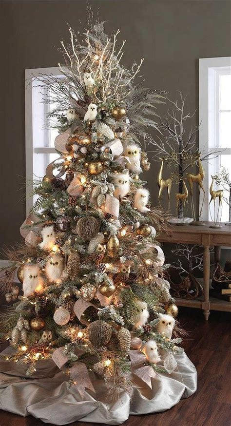 Elegant Christmas Tree Decorating Themes