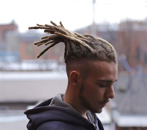 Frisur | Dread hairstyles, Rasta hair, Dreadlock hairstyles for men