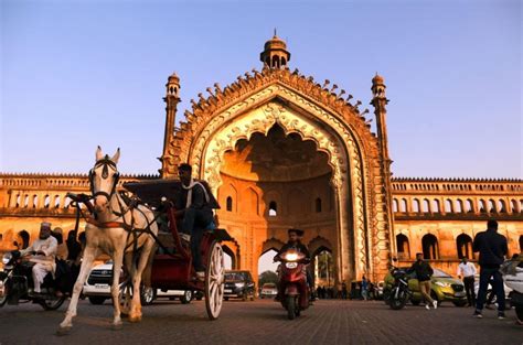 Rumi darwaza - Best spot with Historical significance in Lucknow