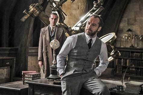 Jude Law reveals whether Dumbledore is gay in Fantastic Beasts 2 | The ...