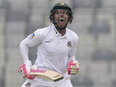 Bangladesh vs Zimbabwe: Bangladesh's Mushfiqur Rahim Hits Double Ton To Corner Zimbabwe ...