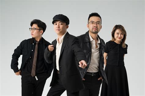 Cá Hồi Hoang tiếp tục khiến khán giả nghe xuyên suốt album mới