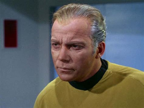 William Shatner Toupee - Does This Star Trek Celeb Wear Hairpiece?