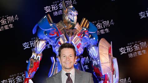 PHOTOS: Mark Wahlberg, Michael Bay Bring 'Transformers: Age of Extinction' to China