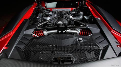 2016 Lamborghini Aventador LP750-4 Superveloce | Engine