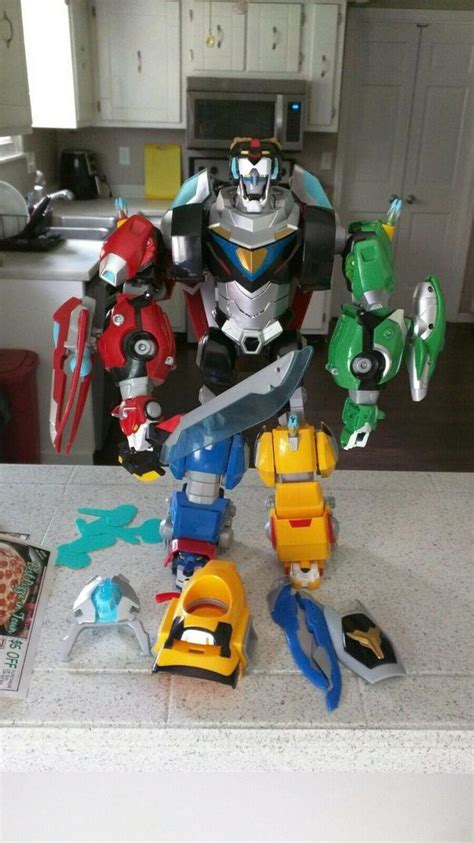 Netflix Dreamworks Voltron Legendary Defender 16 Inch - see notes ...