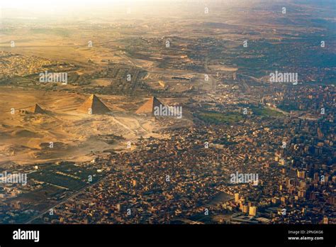 Pyramids of giza aerial view hi-res stock photography and images - Alamy