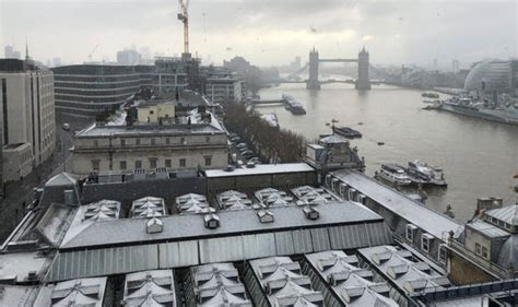 London weather LIVE: Watch webcam stream as snow falls in London ...