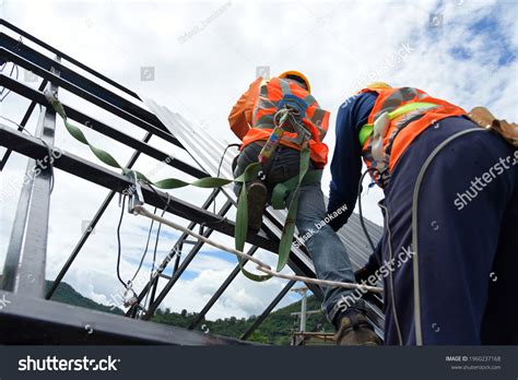 Steel Roof Builders Install New Roofs Stock Photo 1960237168 | Shutterstock