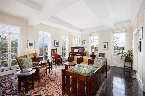 Andy Cohen's New NYC Penthouse Apartment: Photos & Details