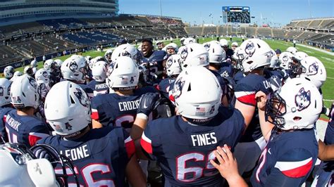 University of Connecticut Huskies Football Summer Camp | College ...