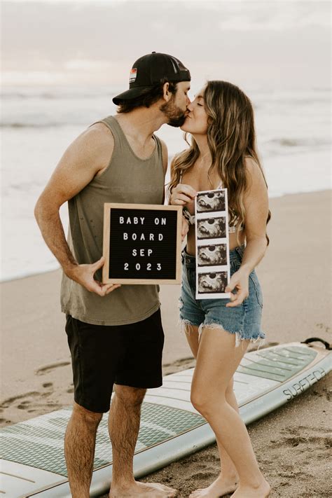 Pregnancy Announcement Photos - Meagan Puett