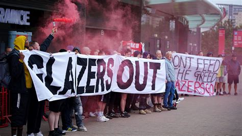 Man Utd: 'Noisy' protest at Old Trafford - BBC Sport