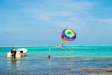 The Belize Barrier Reef, an outstanding marine ecosystem – Blue Explorer