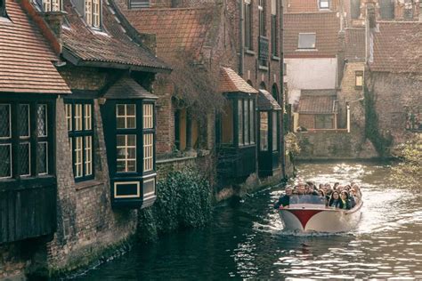 Things to do in Bruges with teenagers - Wyld Family Travel