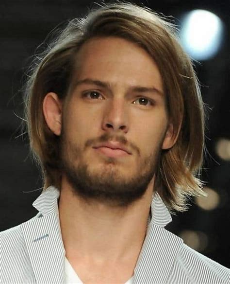 25 Coolest Straight Hairstyles for Men to Try in 2024