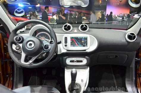 2015 Smart ForFour interior at 2014 Paris Motor Show