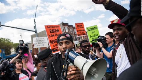 Baltimore protests turn violent; police injured - CNN.com