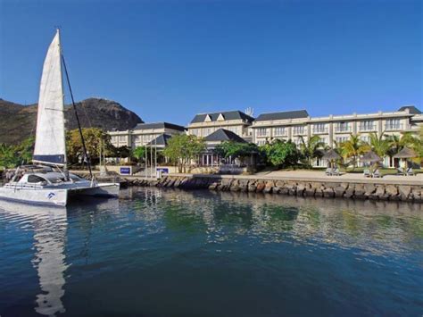 List of the Best Luxury Hotels in Mauritius (with Photos)