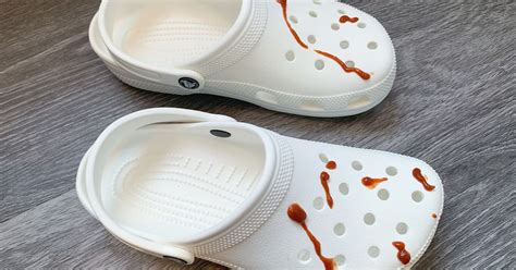 How to Clean Crocs | Reviews by Wirecutter